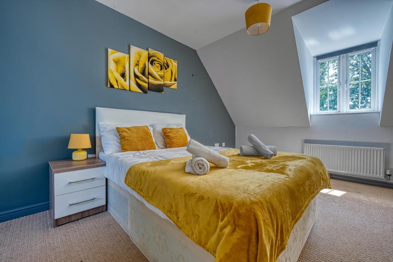 Nec Exhibitor Home, Stay Near Birmingham Airport ภายนอก รูปภาพ