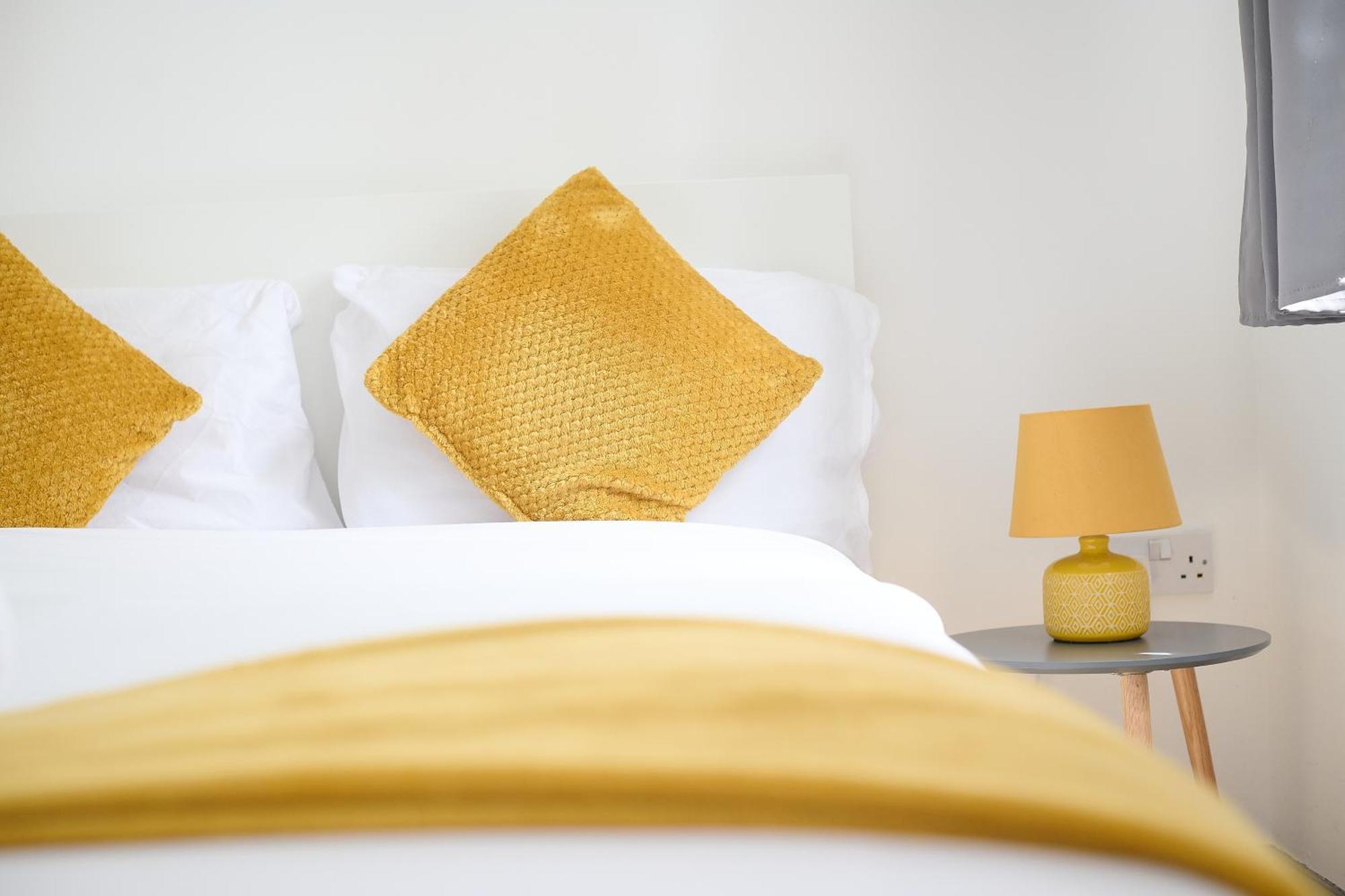 Nec Exhibitor Home, Stay Near Birmingham Airport ภายนอก รูปภาพ
