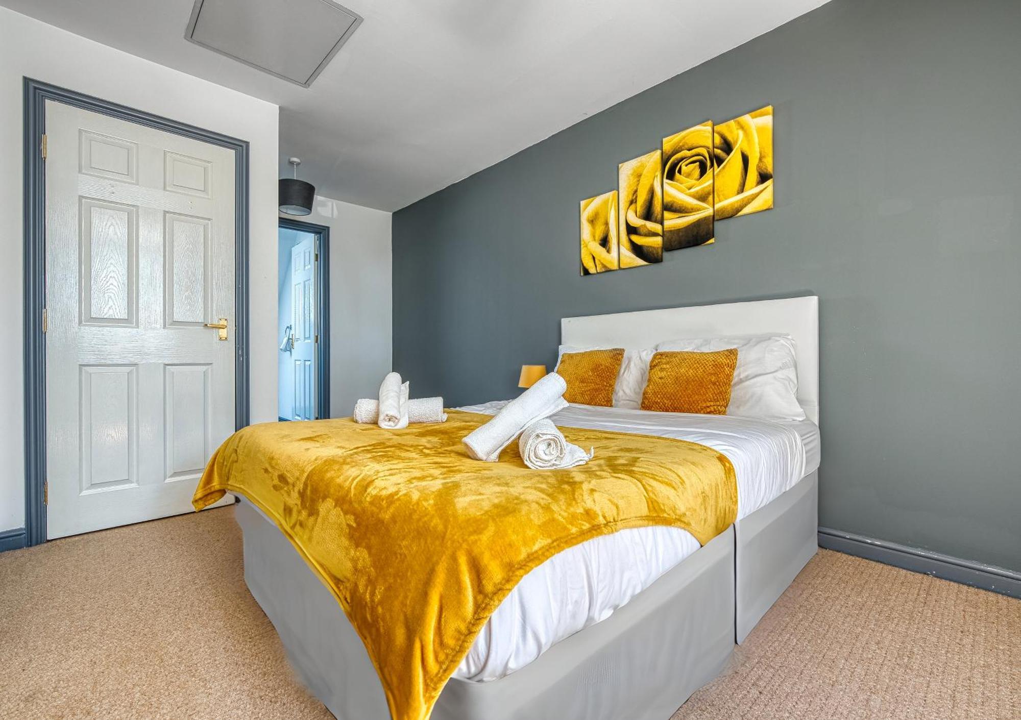 Nec Exhibitor Home, Stay Near Birmingham Airport ภายนอก รูปภาพ